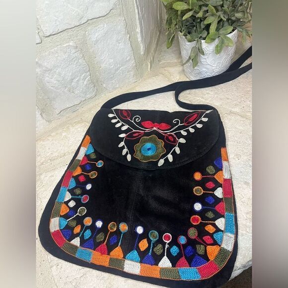 Embroidered (colorful) Bohemian hobo crossbody leather bag - Picture 2 of 8